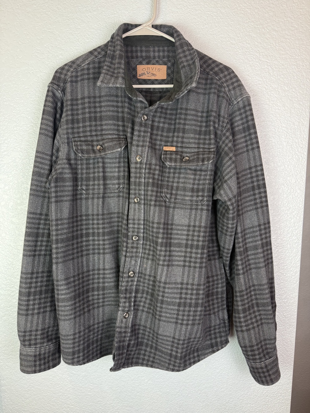 Orvis Shirt Jacket Mens Large Gray Plaid Flannel Snap Front Work Outdoor Pockets